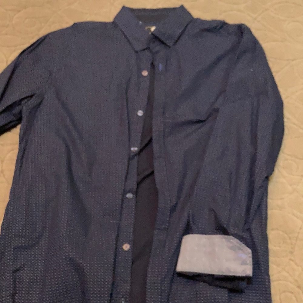 Small pattern blue button down.